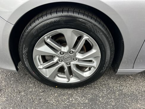 Used 2019 Honda Accord LX image 8