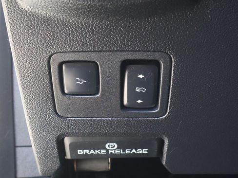 Used 2021 Ford F250 Platinum w/ FX4 Off-Road Package image 30