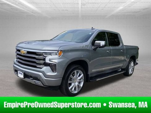 Used 2024 Chevrolet Silverado 1500 High Country w/ High Country Premium Package AWD/4WD image 1
