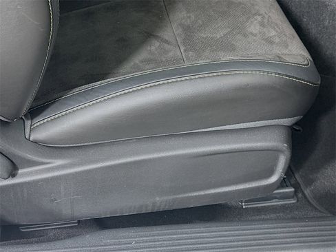 Used 2023 Dodge Challenger R/T Scat Pack image 23