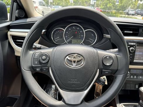 Used 2014 Toyota Corolla LE FWD image 47