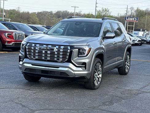 New 2026 GMC Terrain Denali w/ LPO, Black Badging Package image 13