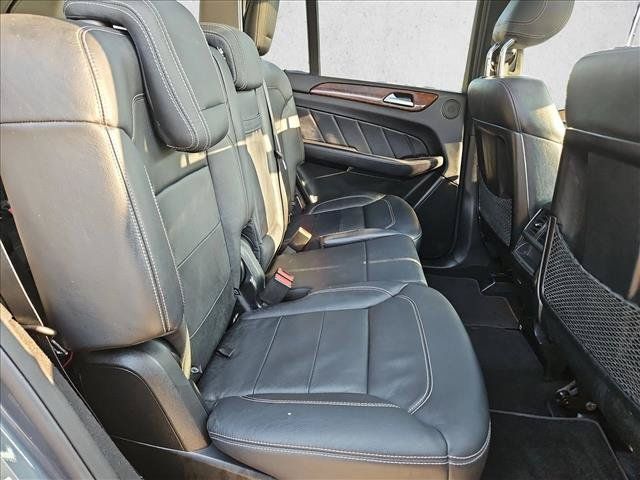 Used 2015 Mercedes-Benz GL 450 4MATIC image 23