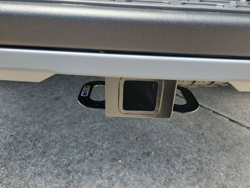 Used 2025 Toyota Tacoma Trailhunter AWD/4WD image 40