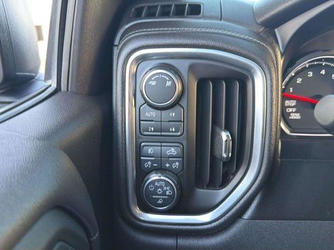 Used 2019 Chevrolet Silverado 1500 RST AWD/4WD image 26