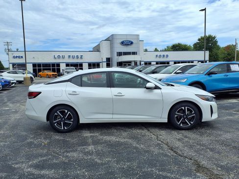 Used 2024 Nissan Sentra SV FWD image 21