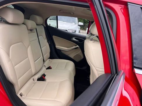Used 2016 Mercedes-Benz GLA 250 4MATIC image 31