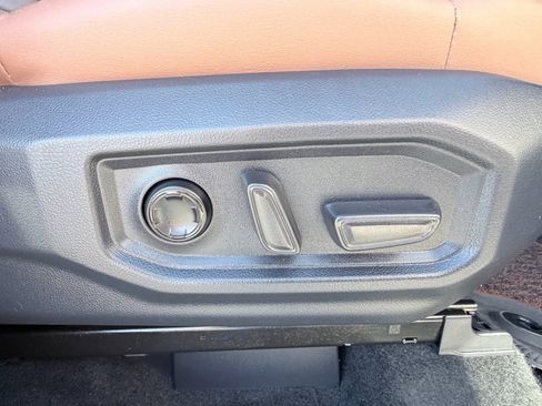 Used 2025 Toyota Tundra 1794 Edition image 21