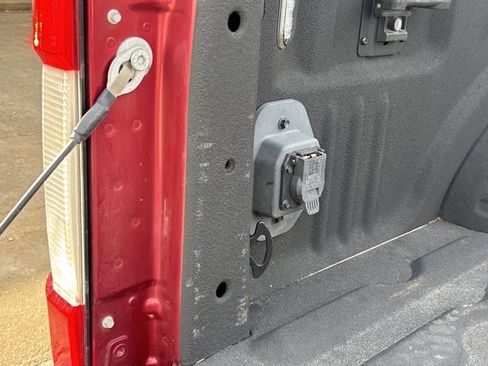 Used 2019 Ford F250 Lariat w/ Lariat Ultimate Package image 7