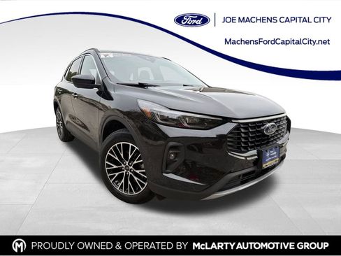 Certified 2024 Ford Escape SE w/ PHEV Premium Package image 1