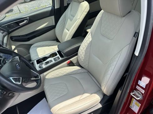 Used 2023 Ford Edge Titanium w/ Equipment Group 301A AWD/4WD image 15