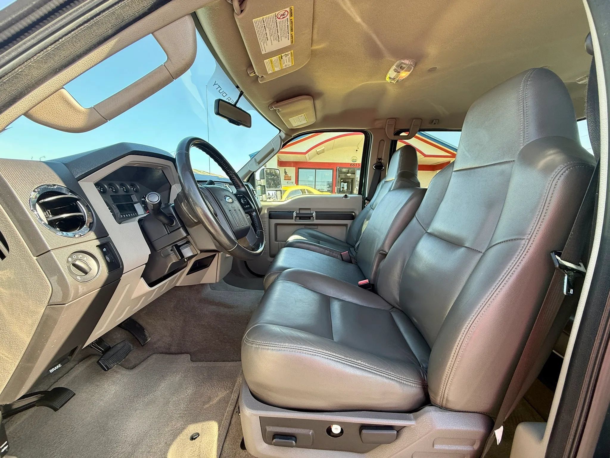 Used 2009 Ford F250 XLT AWD/4WD image 9