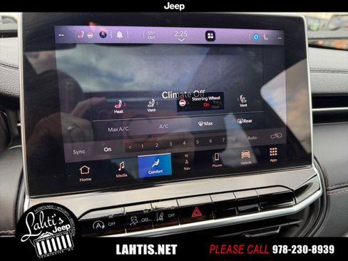 Certified 2022 Jeep Compass Limited w/ (RED) Package image 16