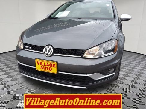 Used 2017 Volkswagen Golf Alltrack SE image 18