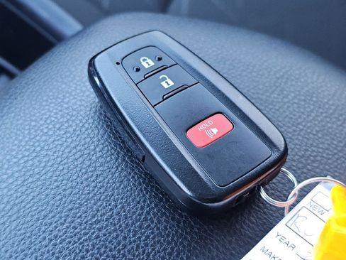 Used 2024 Toyota RAV4 XLE w/ Weather Package image 33