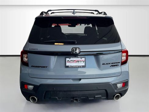 Used 2024 Honda Passport Black Edition image 6