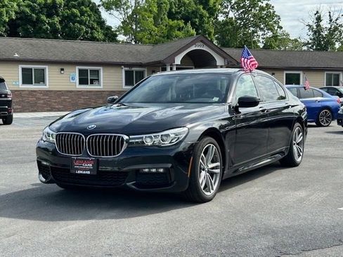 Used 2019 BMW 740i xDrive w/ M Sport Package AWD/4WD image 1