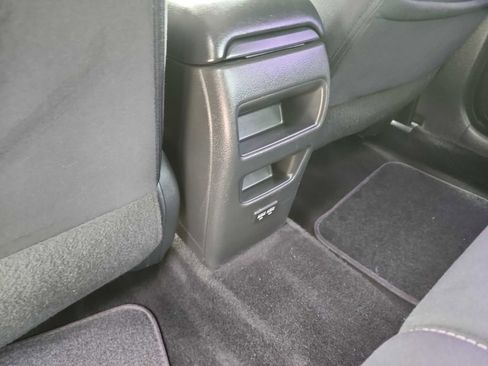 Used 2018 Nissan Sentra SV FWD image 27