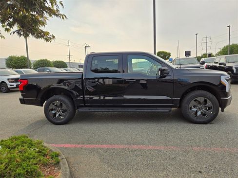 New 2025 Ford F150 Lightning Lariat image 4