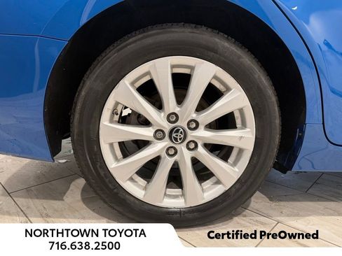 Used 2019 Toyota Camry LE w/ Convenience Package FWD image 9