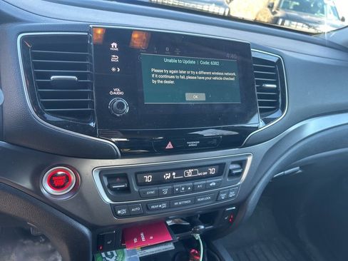 Used 2022 Honda Pilot Special Edition image 6