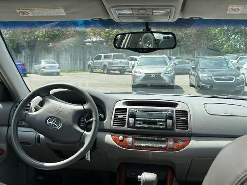 Used 2002 Toyota Camry LE FWD image 36