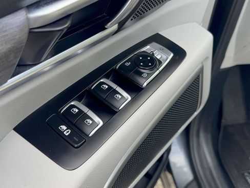 Used 2021 Kia Telluride EX image 17