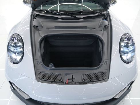 Used 2026 Porsche 911 GT3 RWD image 57
