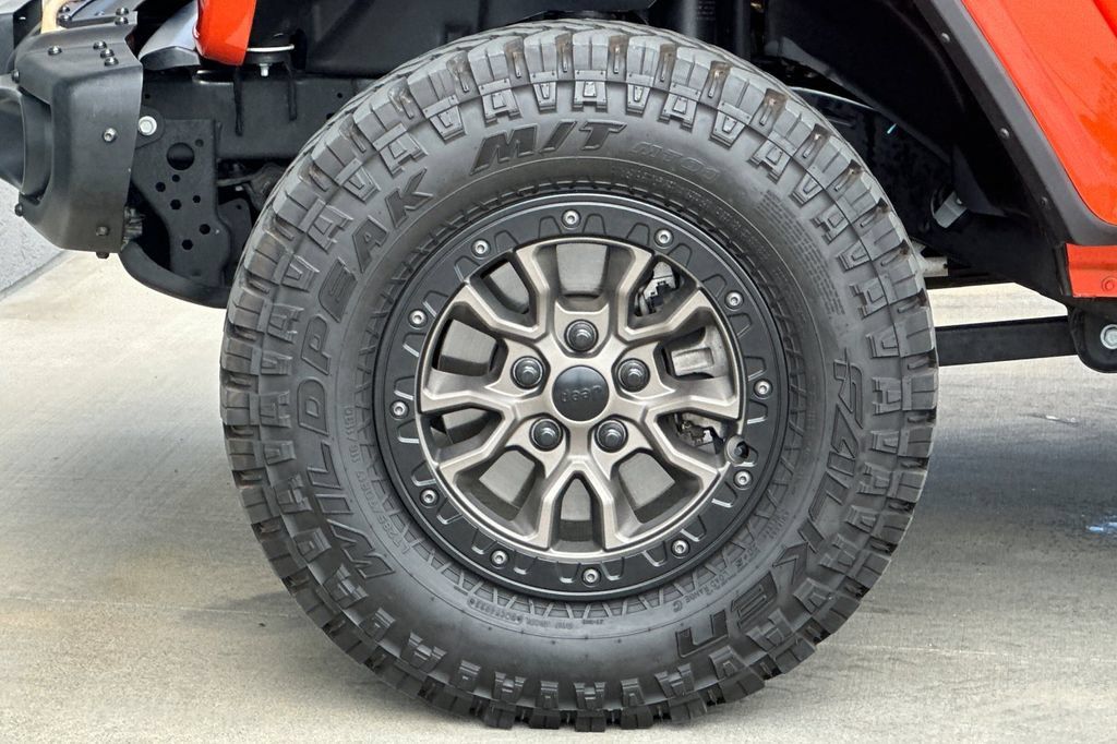 Used 2023 Jeep Wrangler Unlimited Rubicon 392 w/ Trailer Tow Package AWD/4WD image 33
