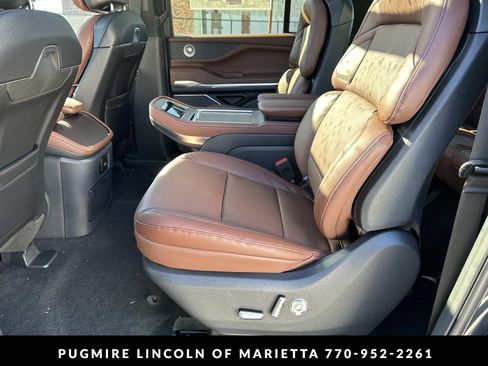 New 2026 Lincoln Navigator L Reserve AWD/4WD image 24