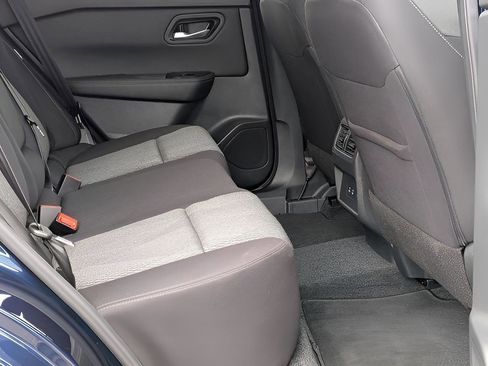 Certified 2026 Nissan Rogue SV AWD/4WD image 25