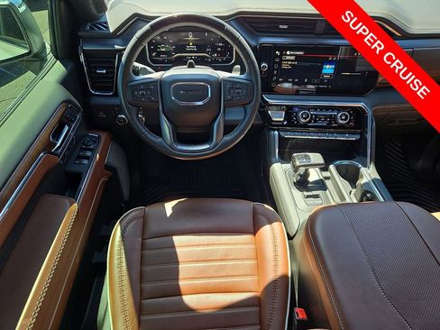 Used 2023 GMC Sierra 1500 Denali Ultimate AWD/4WD image 11