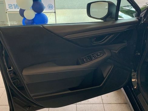 Certified 2025 Subaru Legacy AWD/4WD image 4