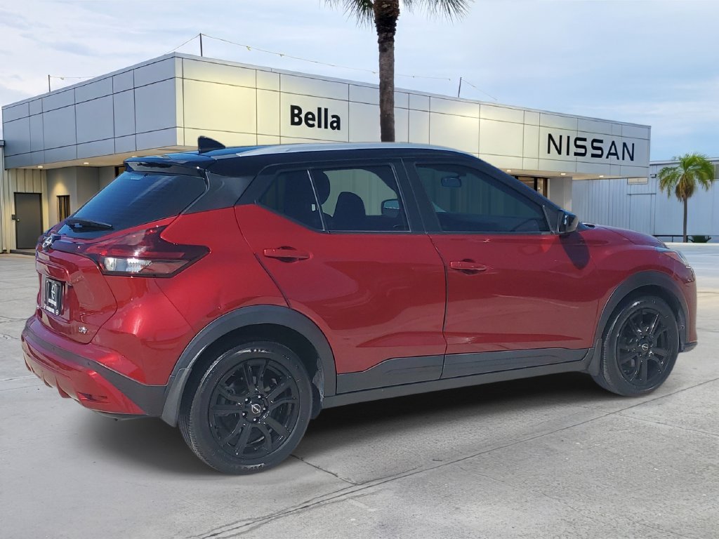 Used 2023 Nissan Kicks SV FWD image 7