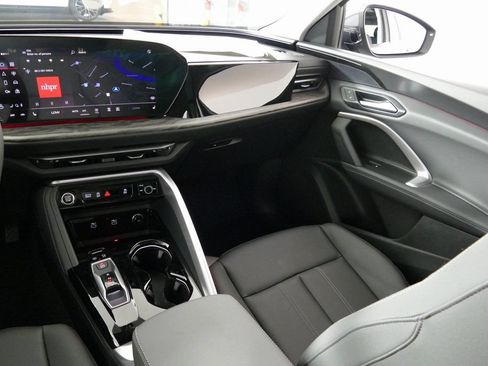 Certified 2025 Audi Q5 Premium w/ Convenience Package AWD/4WD image 24