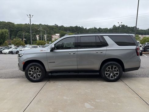 Used 2024 Chevrolet Tahoe Z71 w/ Luxury Package AWD/4WD image 5