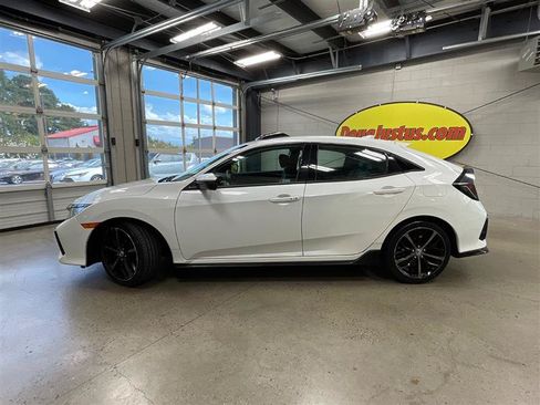 Used 2021 Honda Civic Sport Touring image 2