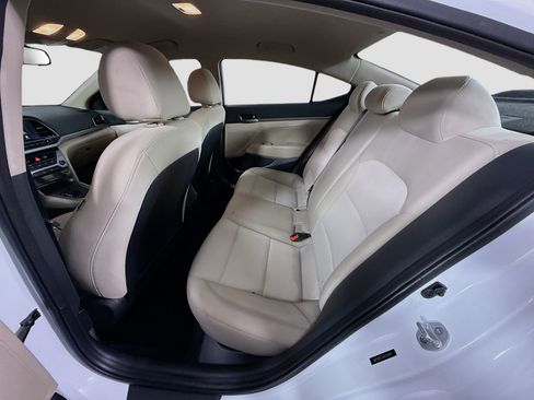 Used 2018 Hyundai Elantra SEL image 24