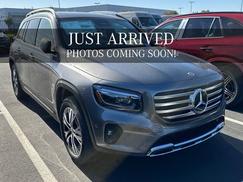 New 2026 Mercedes-Benz GLB 250 4MATIC image 1
