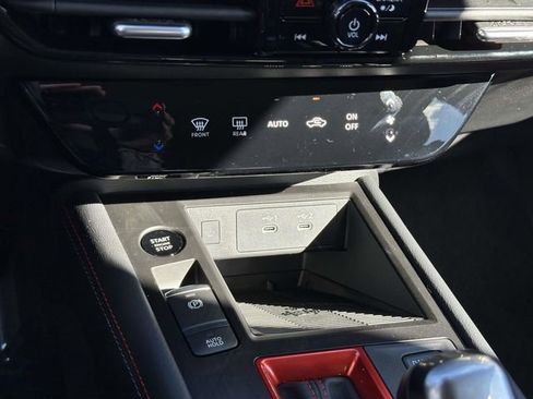 New 2026 Nissan Kicks SR image 21