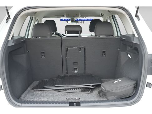 Used 2025 Volkswagen Taos S AWD/4WD image 11