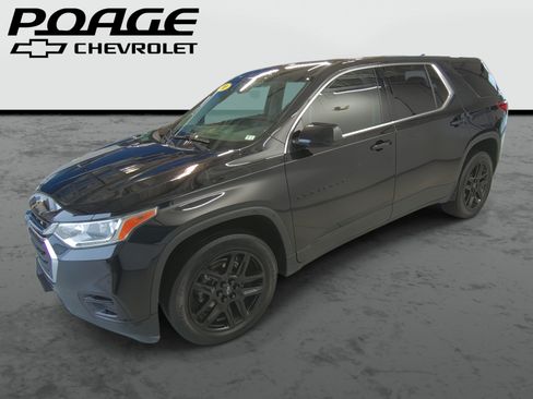 Used 2020 Chevrolet Traverse LS w/ LPO, Floor Liner Package FWD image 1