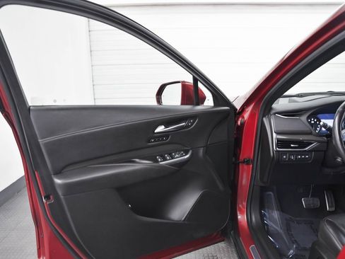 Used 2019 Cadillac XT4 Sport image 9