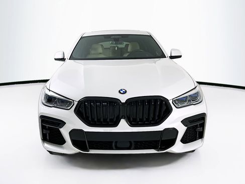 Used 2022 BMW X6 M50i w/ Executive Package AWD/4WD image 2