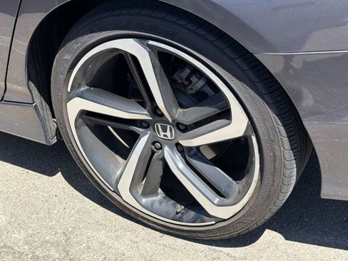 Used 2019 Honda Accord Sport image 4