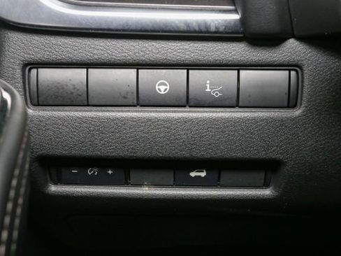 Used 2023 Nissan Rogue Platinum w/ Platinum Premium Package image 34