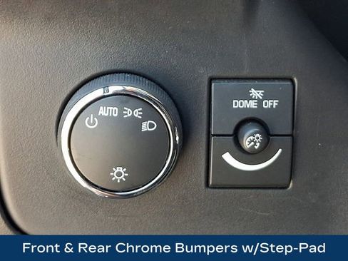 Used 2025 Chevrolet Express 3500 LT w/ LT Preferred Equipment Group RWD image 8