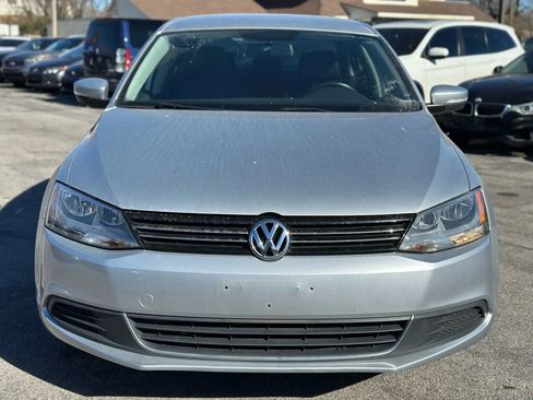 Used 2013 Volkswagen Jetta SE image 3