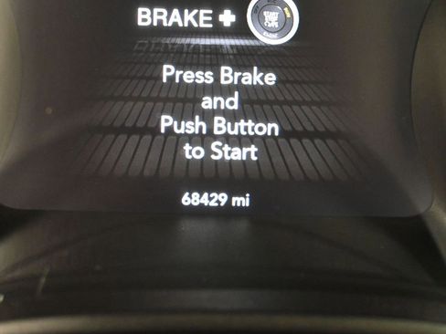 Used 2015 Dodge Challenger R/T Plus image 19