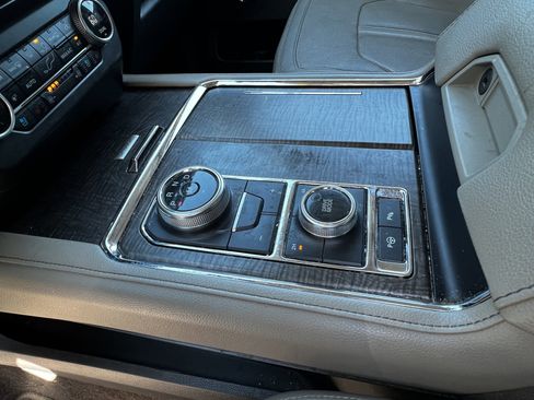 Used 2018 Ford Expedition Max Limited w/ Equipment Group 302A image 28